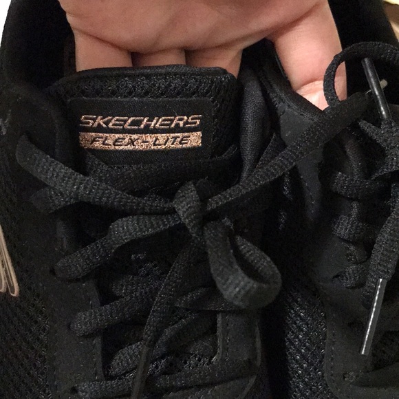 Comfy sneakers 👟🖤 - Picture 12 of 12